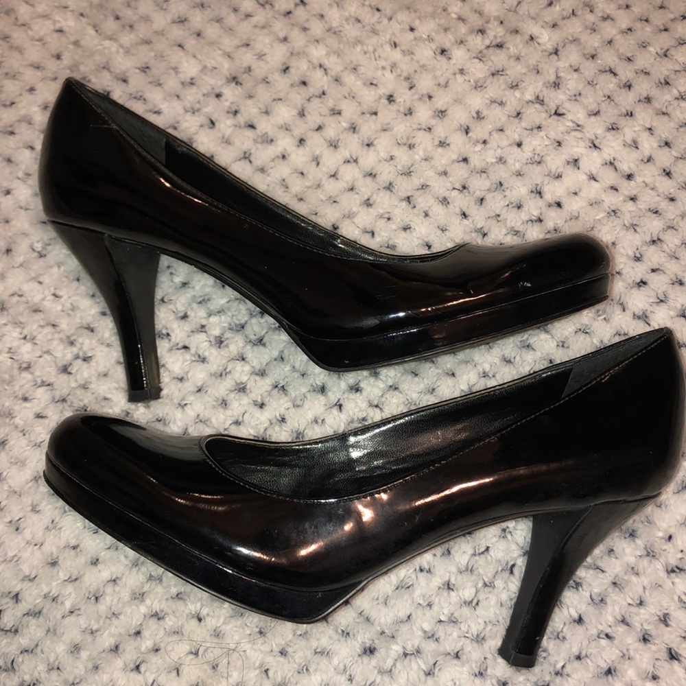 Shiny black heels